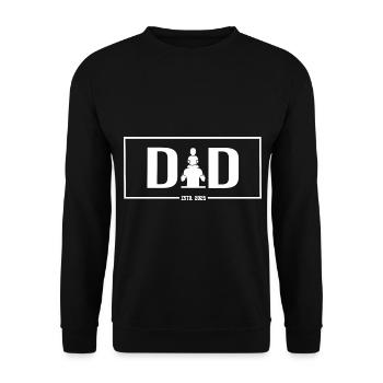 Dad Father Dad ESTD. 2025 - Unisex Sweatshirt - black - Front - Alina (178cm) & Michal (187cm)