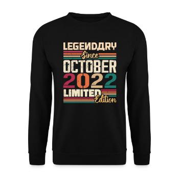 Oktober 2022 Vintage - Geburtstagsgeschenk 2022 - Unisex Pullover - Schwarz - Vorne - Alina (178cm) & Michal (187cm)