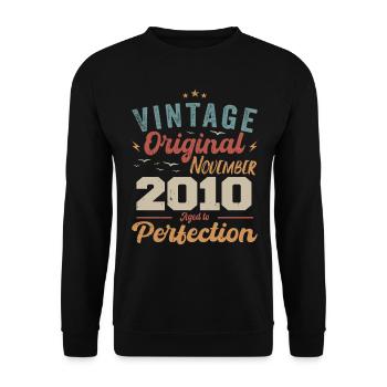 Legendary since November 2010 - 2010 - Unisex Sweatshirt - black - Front - Alina (178cm) & Michal (187cm)