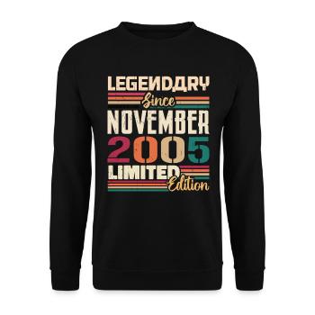 Légendaire depuis novembre 2005 - Cadeau 2005 - Sweat-shirt Unisexe - noir - Devant - Alina (178cm) & Michal (187cm)