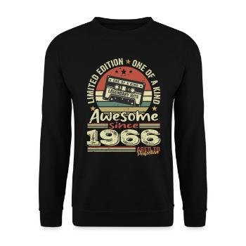 Jahrgang 1966 Original Retro Jubiläumsgeschenk - Unisex Pullover - Schwarz - Vorne - Alina (178cm) & Michal (187cm)