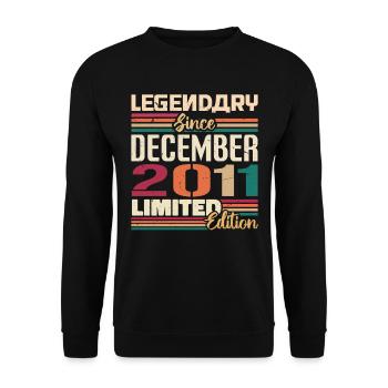 Légendaire depuis décembre 2011 Millésime décembre 2011 - Sweat-shirt Unisexe - noir - Devant - Alina (178cm) & Michal (187cm)