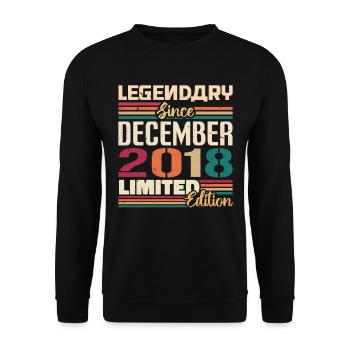Légendaire depuis décembre 2018 Millésime décembre 2018 - Sweat-shirt Unisexe - noir - Devant - Alina (178cm) & Michal (187cm)