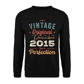 Vintage Geburtstag - Dezember 2015 - Geschenkidee - Unisex Pullover - Schwarz - Vorne - Alina (178cm) & Michal (187cm)