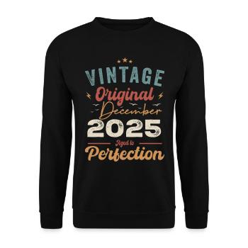 Anniversaire Millésime - Décembre 2025 - Idée Cadeau - Sweat-shirt Unisexe - noir - Devant - Alina (178cm) & Michal (187cm)