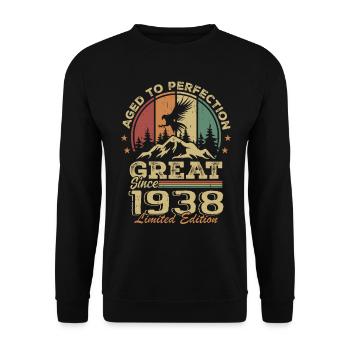 Jahrgang 1938 Geburtstag - 1938 Retro Geschenkidee - Unisex Pullover - Schwarz - Vorne - Alina (178cm) & Michal (187cm)