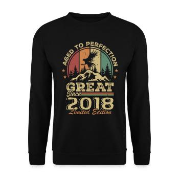 Vintage Birthday 2018 - Retro Gift Idea 2018 - Unisex Sweatshirt - black - Front - Alina (178cm) & Michal (187cm)