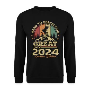 Vintage Birthday 2024 - Retro Gift Idea 2024 - Unisex Sweatshirt - black - Front - Alina (178cm) & Michal (187cm)