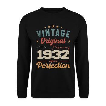 Born in February 1932 vintage 1932 birthday - Unisex Sweatshirt - black - Front - Alina (178cm) & Michal (187cm)