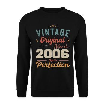 March 2006 Vintage Born Vintage Birthday - Unisex Sweatshirt - black - Front - Alina (178cm) & Michal (187cm)