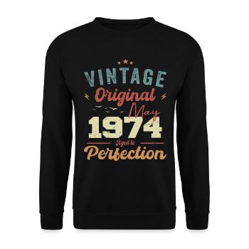 May 1974 Birthday May 1974 Gift May 1974 - Unisex Sweatshirt - black - Front - Alina (178cm) & Michal (187cm)