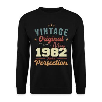 Mai 1982 Geburtstag Mai 1982 Geschenk Mai 1982 - Unisex Pullover - Schwarz - Vorne - Alina (178cm) & Michal (187cm)