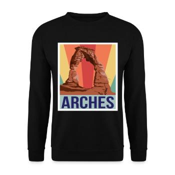 Arches Souvenir Nationalpark Moab Canyon Souvenir - Unisex Pullover - Schwarz - Vorne - Alina (178cm) & Michal (187cm)