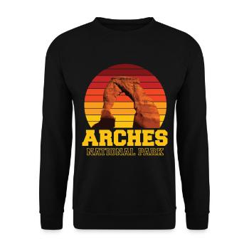 Arches Nationalpark Utah Schlucht - Unisex Pullover - Schwarz - Vorne - Alina (178cm) & Michal (187cm)