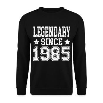 Legendary since 1985 - Unisex Pullover - Schwarz - Vorne - Alina (178cm) & Michal (187cm)