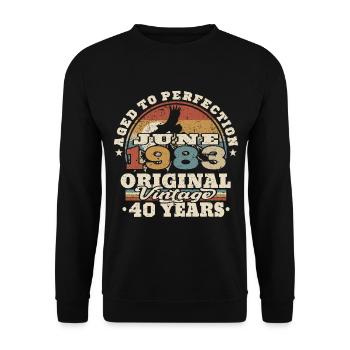 born in june 1983 - 40 years old - Unisex Sweatshirt - black - Front - Alina (178cm) & Michal (187cm)