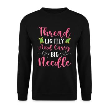 Point de broderie amusant au point de croix - Sweat-shirt Unisexe - noir - Devant - Alina (178cm) & Michal (187cm)