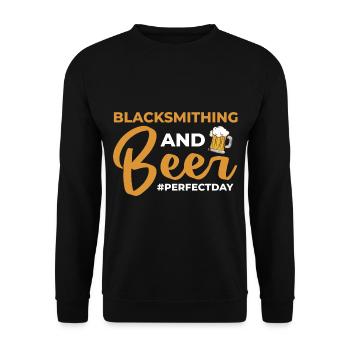 Blacksmithing and Beer perfectday Schmiedekunst - Unisex Pullover - Schwarz - Vorne - Alina (178cm) & Michal (187cm)
