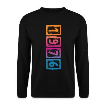 Vintage 1976 - Unisex Pullover - Schwarz - Vorne - Alina (178cm) & Michal (187cm)