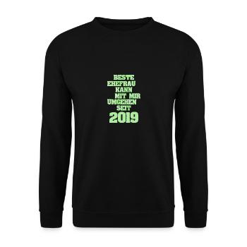 seit 2019 - Unisex Pullover - Schwarz - Vorne - Alina (178cm) & Michal (187cm)
