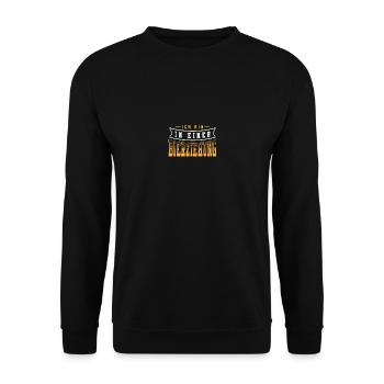 Ich bin in einer Bierziehung - Unisex Pullover - Schwarz - Vorne - Alina (178cm) & Michal (187cm)