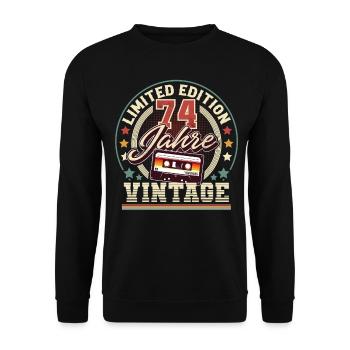 74. Geburtstag Vintage - Unisex Pullover - Schwarz - Vorne - Alina (178cm) & Michal (187cm)