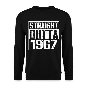 Straight Outta 1967 Retro 1967 Jubiläumsgeschenk - Unisex Pullover - Schwarz - Vorne - Alina (178cm) & Michal (187cm)