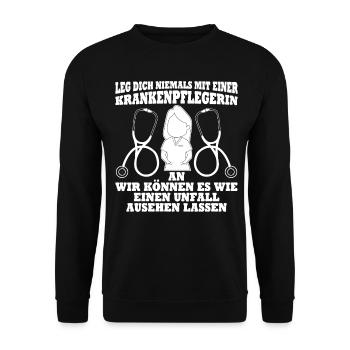 Krankenplegerin Krankenhaus - Unisex Pullover - Schwarz - Vorne - Alina (178cm) & Michal (187cm)