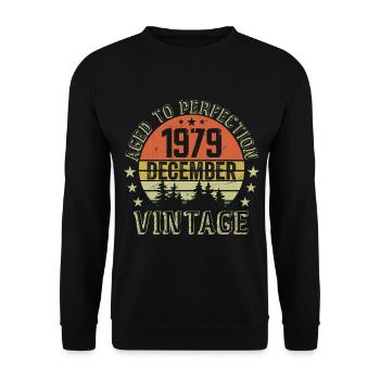Retro Birthday Gift - Born In December 1979 - Unisex Sweatshirt - black - Front - Alina (178cm) & Michal (187cm)