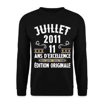 11 Ans Anniversaire Vintage Né(e) en Juillet 2011 - Sweat-shirt Unisexe - noir - Devant - Alina (178cm) & Michal (187cm)