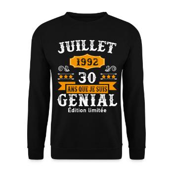 30 Ans Anniversaire Vintage Né(e) en Juillet 1992 - Sweat-shirt Unisexe - noir - Devant - Alina (178cm) & Michal (187cm)