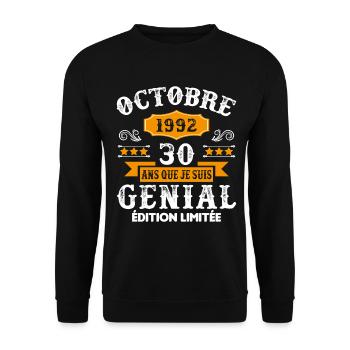 30 Ans Anniversaire Vintage Né(e) en Octobre 1992 - Sweat-shirt Unisexe - noir - Devant - Alina (178cm) & Michal (187cm)