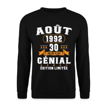 30 Ans Anniversaire Vintage Né(e) en Août 1992 - Sweat-shirt Unisexe - noir - Devant - Alina (178cm) & Michal (187cm)