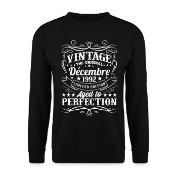 Vintage Flourish Cadeau Anniversaire Décembre 1992 - Sweat-shirt Unisexe - noir - Devant - Alina (178cm) & Michal (187cm)
