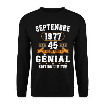 45 Ans Anniversaire Vintage Né(e) Septembre 1977 - Sweat-shirt Unisexe - noir - Devant - Alina (178cm) & Michal (187cm)