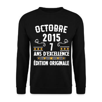 7 Ans Anniversaire Vintage Né(e) en Octobre 2015 - Sweat-shirt Unisexe - noir - Devant - Alina (178cm) & Michal (187cm)