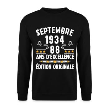 88 Ans Anniversaire Vintage Né(e) Septembre 1934 - Sweat-shirt Unisexe - noir - Devant - Alina (178cm) & Michal (187cm)
