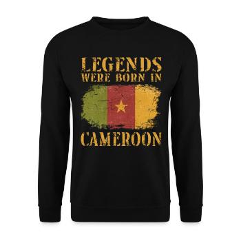 Vintage Design Cameroonian Flag Cameroon - Unisex Sweatshirt - black - Front - Alina (178cm) & Michal (187cm)