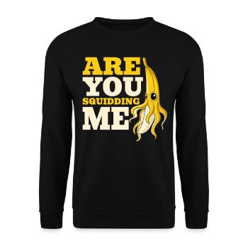 Are You Squidding Me Banana Octopus Fruity Squid - Unisex Pullover - Schwarz - Vorne - Alina (178cm) & Michal (187cm)