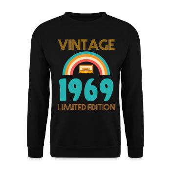 Born 1969 T-Shirt - Unisex Sweatshirt - black - Front - Alina (178cm) & Michal (187cm)