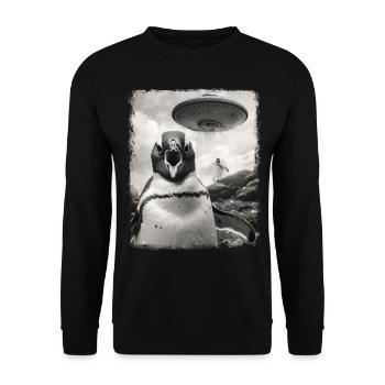 Penguin Penguins UFO Alien Alien Selfie - Unisex Sweatshirt - black - Front - Alina (178cm) & Michal (187cm)