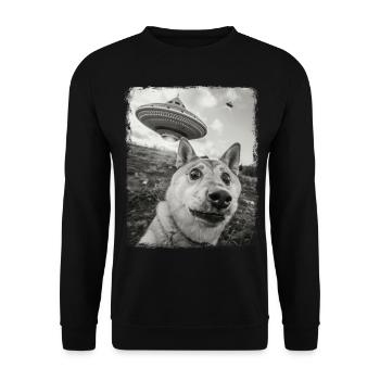 Shiba Inu Dog UFO Alien Alien Selfie - Unisex Sweatshirt - black - Front - Alina (178cm) & Michal (187cm)
