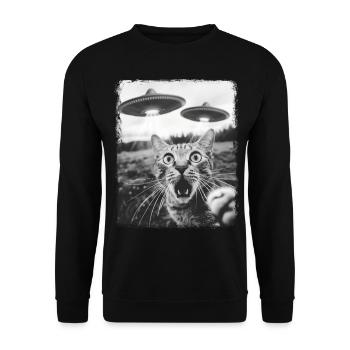 Tabby Katze UFO Alien Außerirdischer Selfie - Unisex Pullover - Schwarz - Vorne - Alina (178cm) & Michal (187cm)