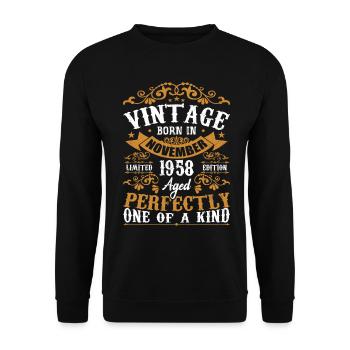 Vintage November 1958 Anniversary November 1958 - Unisex Sweatshirt - black - Front - Alina (178cm) & Michal (187cm)