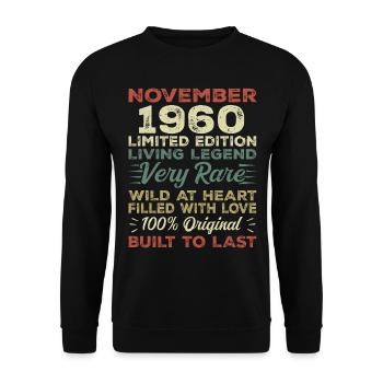 Légende Depuis Novembre 1960 Millésime Novembre 1960 - Sweat-shirt Unisexe - noir - Devant - Alina (178cm) & Michal (187cm)