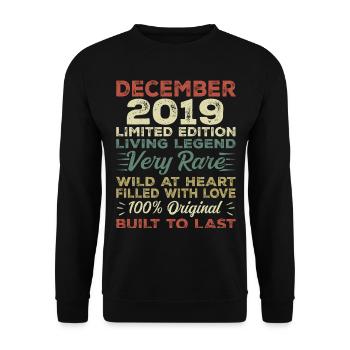 December 2019 - Birthday December 2019 year - Unisex Sweatshirt - black - Front - Alina (178cm) & Michal (187cm)