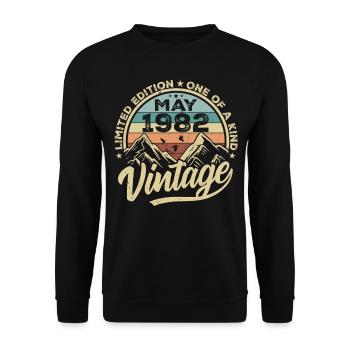 Anniversaire Vintage Mai 1982 original Mai 1982 - Sweat-shirt Unisexe - noir - Devant - Alina (178cm) & Michal (187cm)