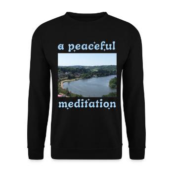 Une Méditation Calme Au Bord de La Rivière - Sweat-shirt Unisexe - noir - Devant - Alina (178cm) & Michal (187cm)