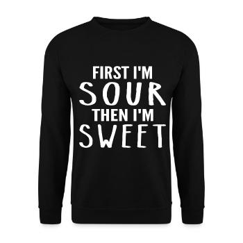 Erst bin ich sauer, dann bin ich süß lustig - Unisex Pullover - Schwarz - Vorne - Alina (178cm) & Michal (187cm)