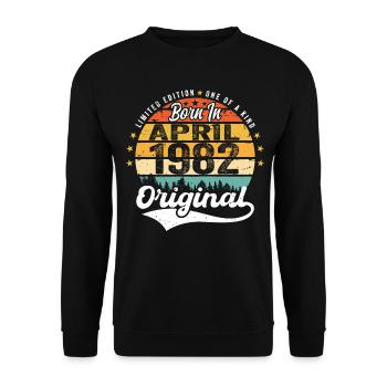 April 1982 Birthday Gift April 1982 Vintage - Unisex Sweatshirt - black - Front - Alina (178cm) & Michal (187cm)